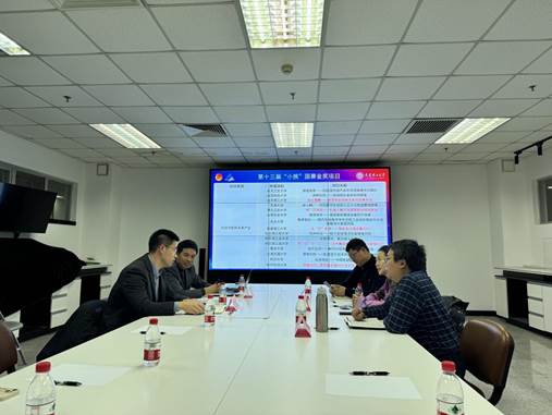 c89a6fcf61b5bb9d4cdcd7eaa7a3461